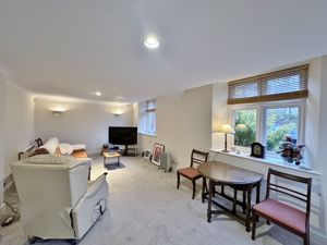 Photo 5- click for photo gallery